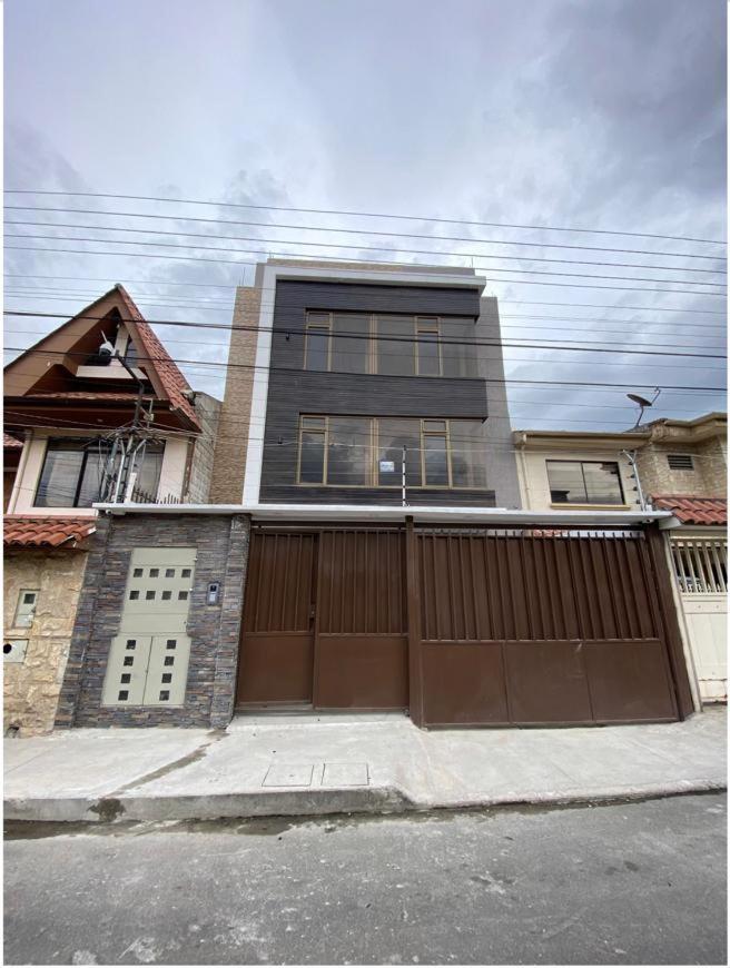 Lindo Departamento Con Vista Increible A Cuenca Apartment Exterior photo